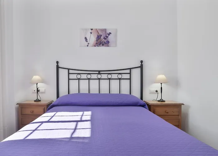 Dona Alba 2 * קוניל דה לה פרונטרה